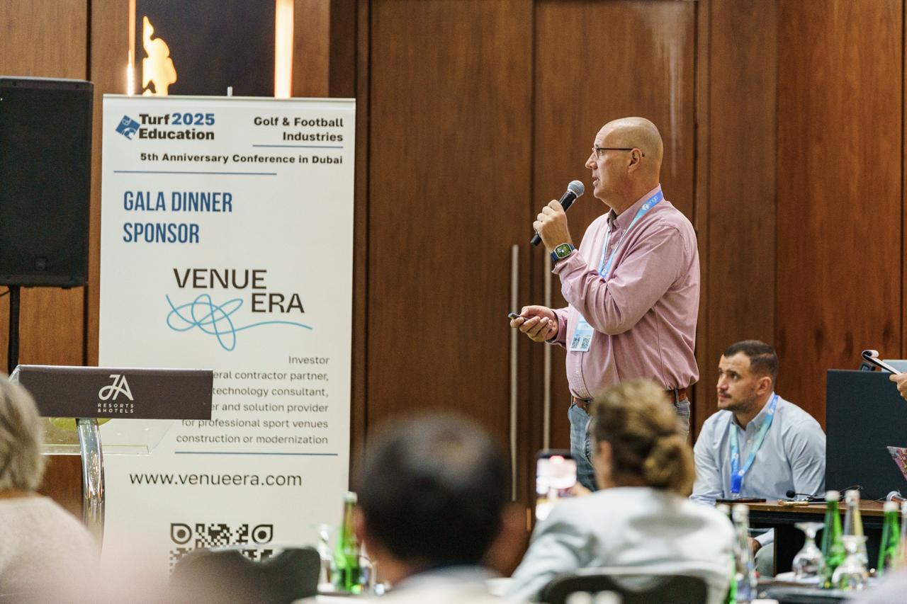 Industry speaker presenting at TurfEducation 2025